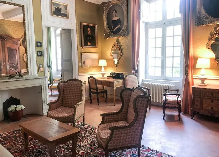 Chateau De Saint-Girons - Luxury Guest House In Provence