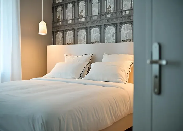 Hôtel Bellegarde by Viktor